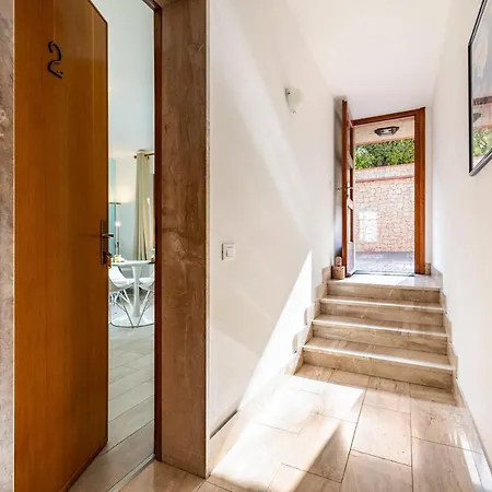 Casa Milani Apt 2 مالتشيزينيه